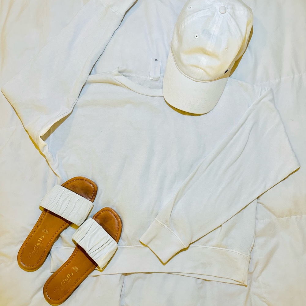 Comfy White Crewneck